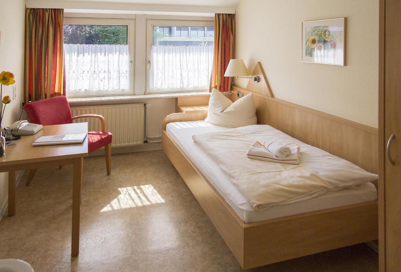 ホテル Haus Sonneck Marburg エクステリア 写真