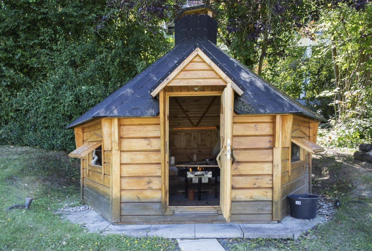 ホテル Haus Sonneck Marburg エクステリア 写真
