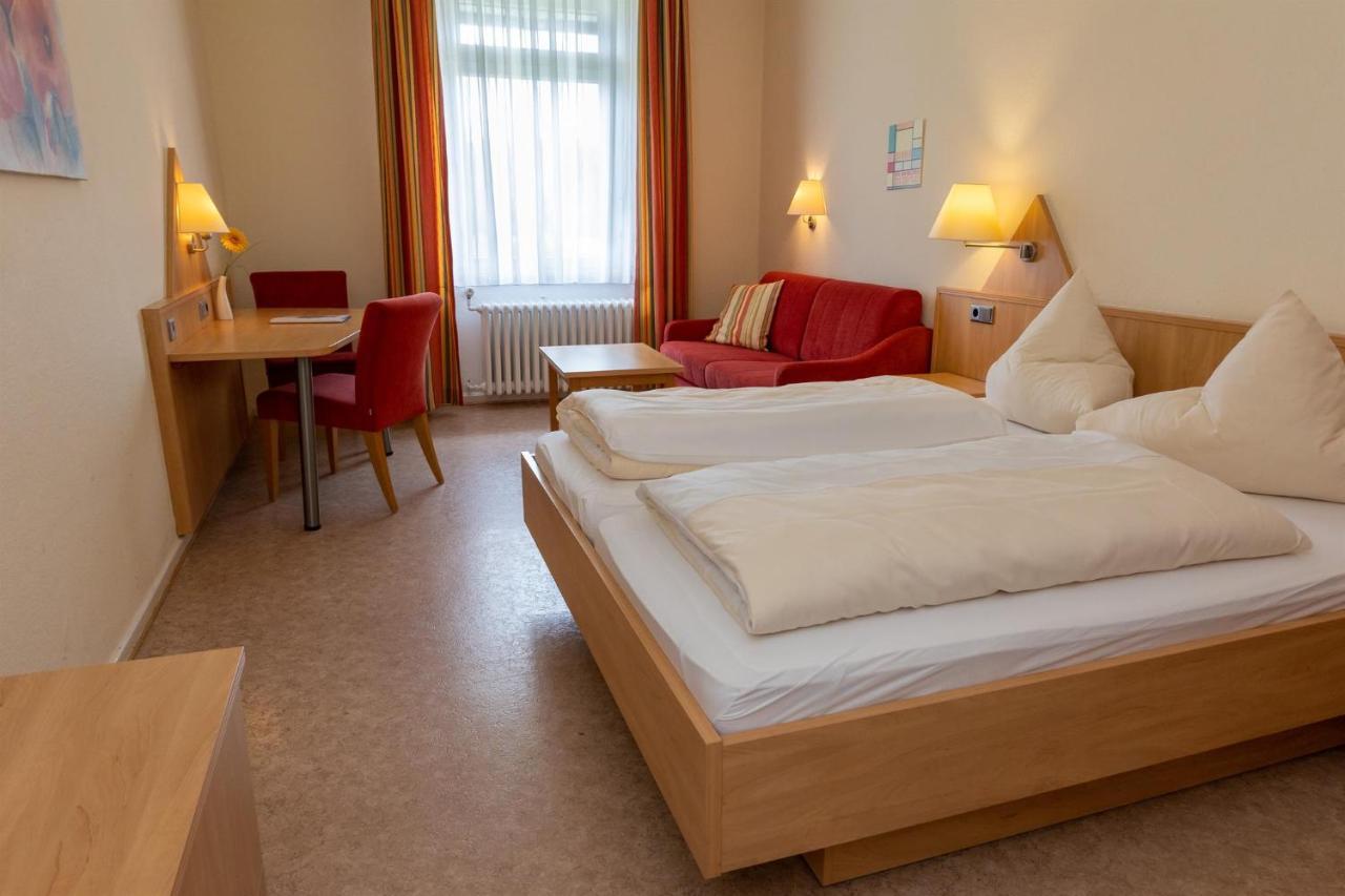 ホテル Haus Sonneck Marburg エクステリア 写真