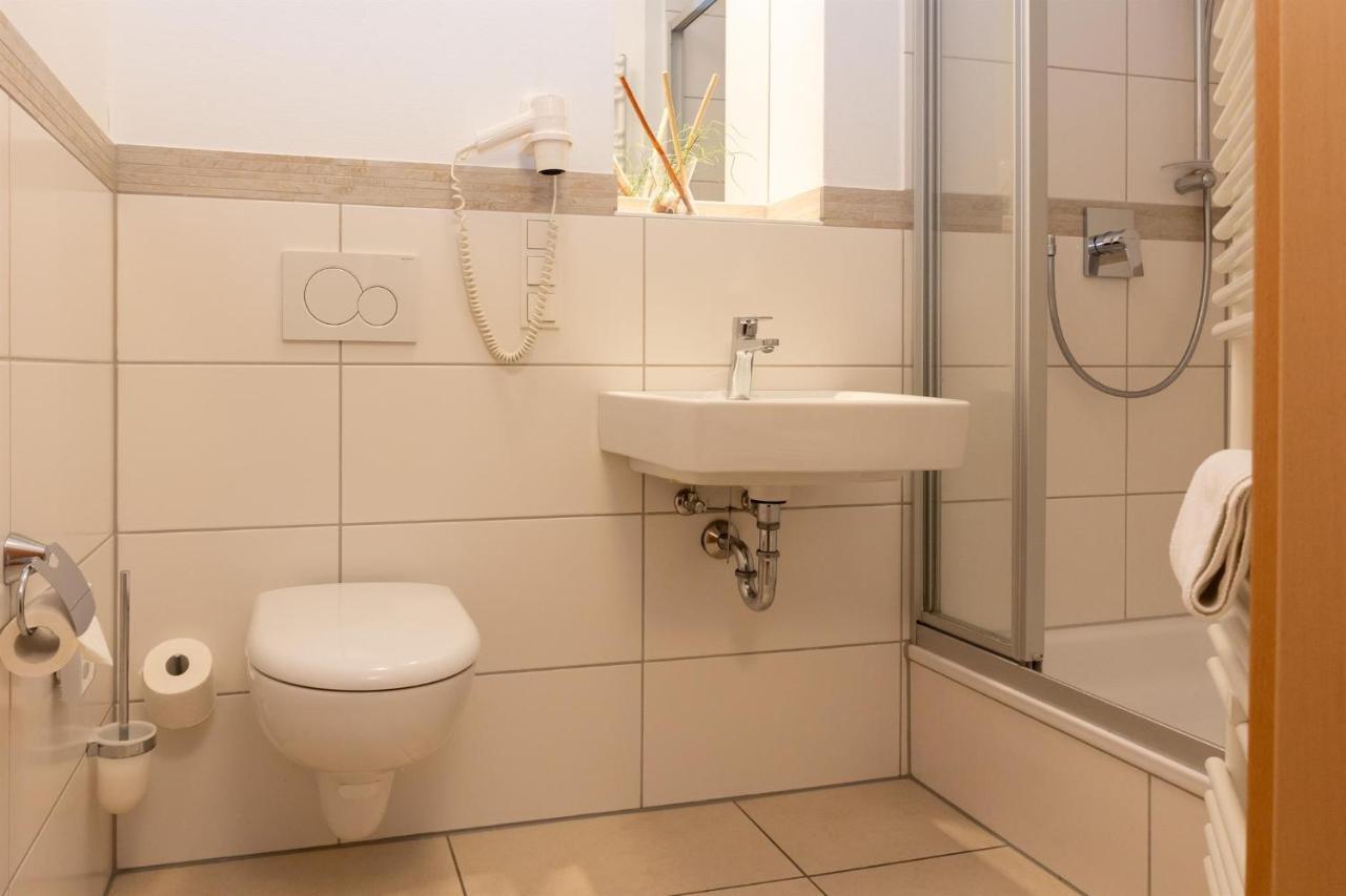 ホテル Haus Sonneck Marburg エクステリア 写真